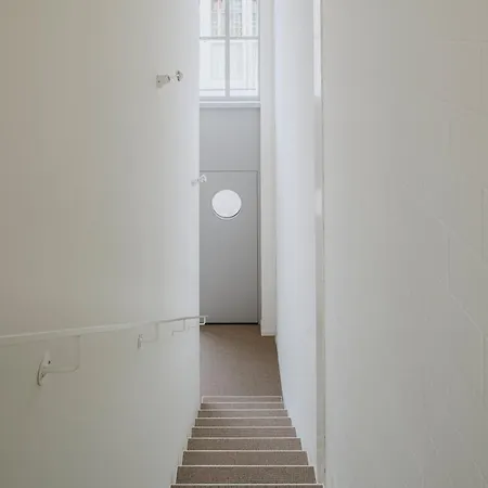 Uze In Sg Apartament