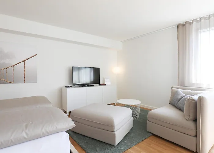 Uze In Sg Apartament